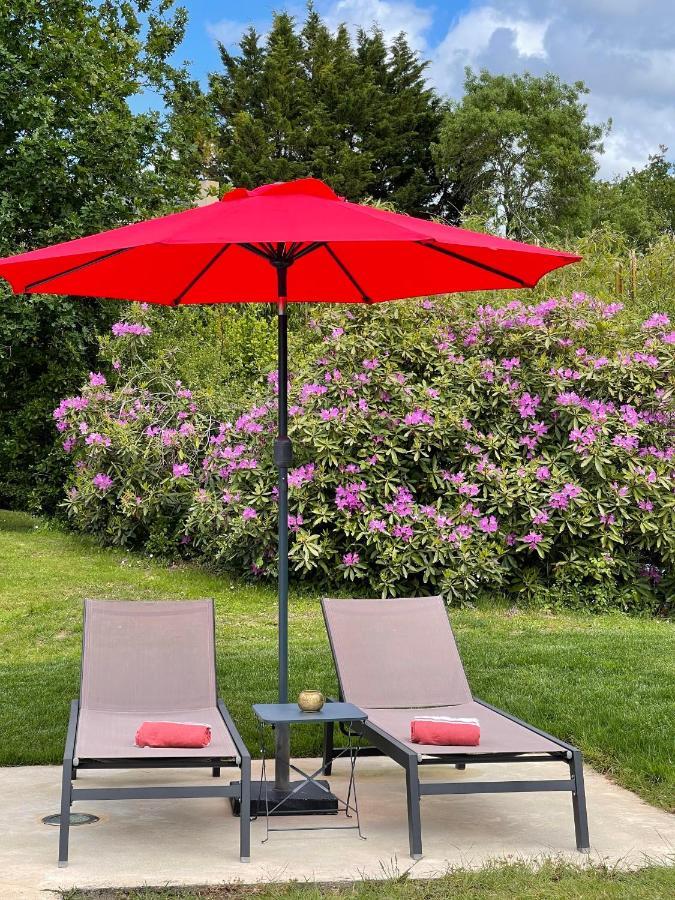 Les Arbres Rouges Bed and Breakfast Sucé Exteriör bild