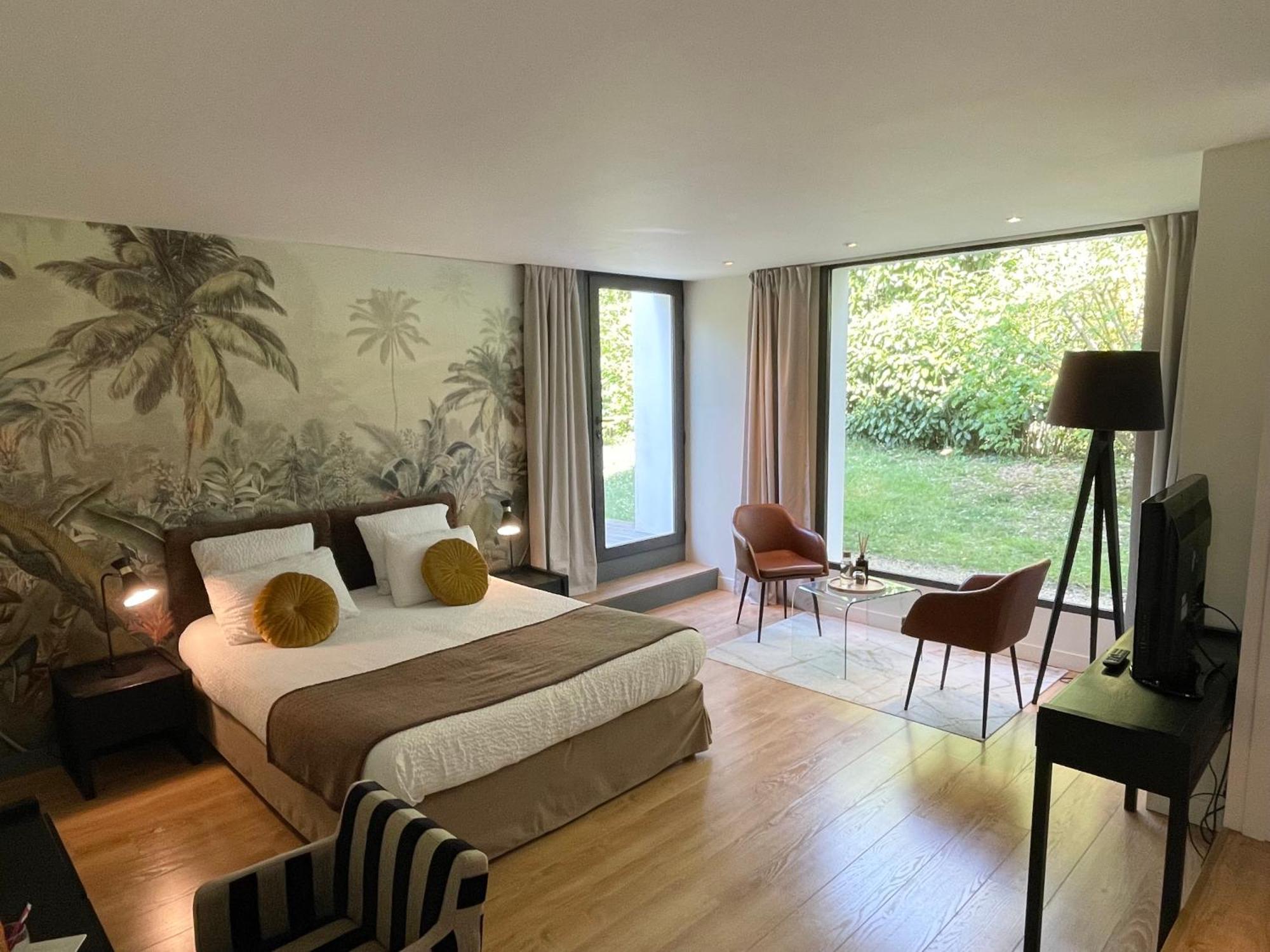 Les Arbres Rouges Bed and Breakfast Sucé Exteriör bild